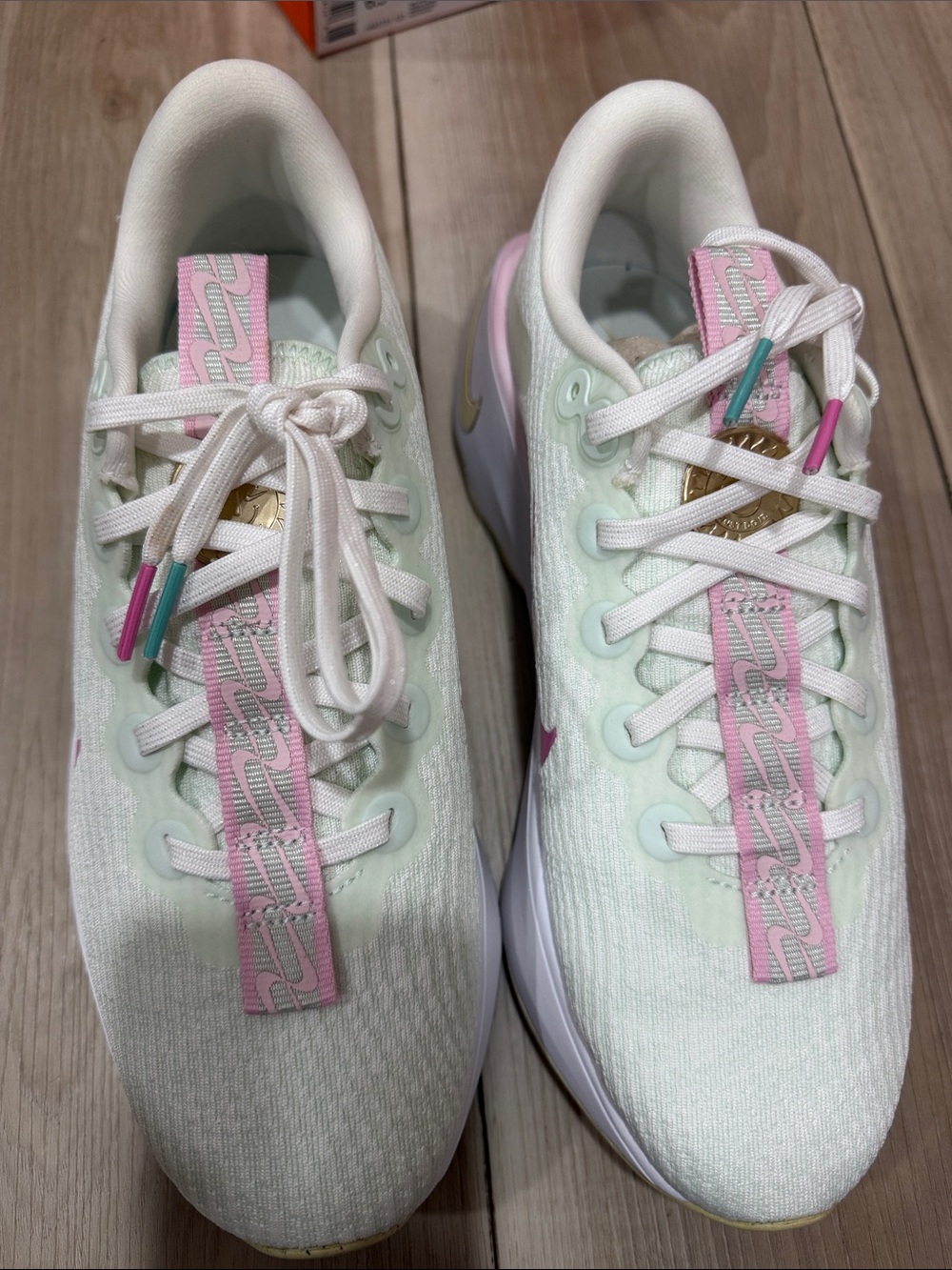 Nike Women's Trainers - Pink & Pale Yellow Accents - Picture 8 of 8